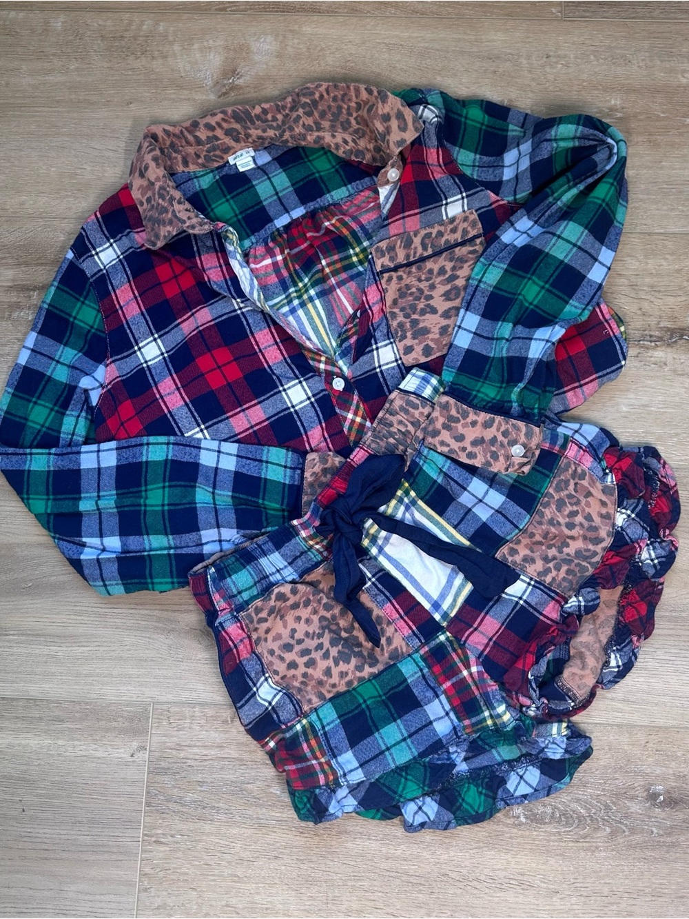 aerie Plaid & Leopard-Trim Two-Piece Pajama Set Top Small / Bottoms XS